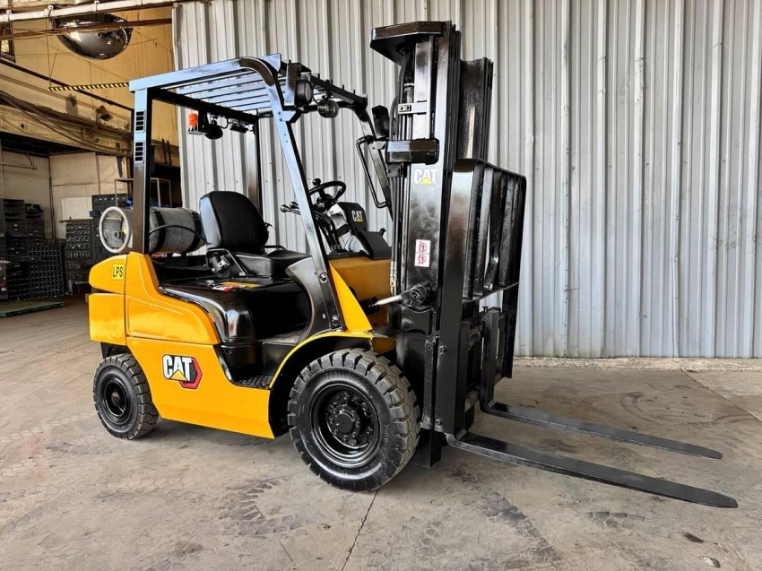 2020 CAT  Mitsubishi FG25N