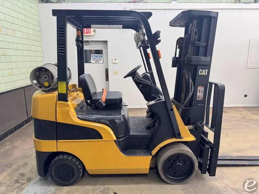 2005 CAT C5000 - 123Forklift