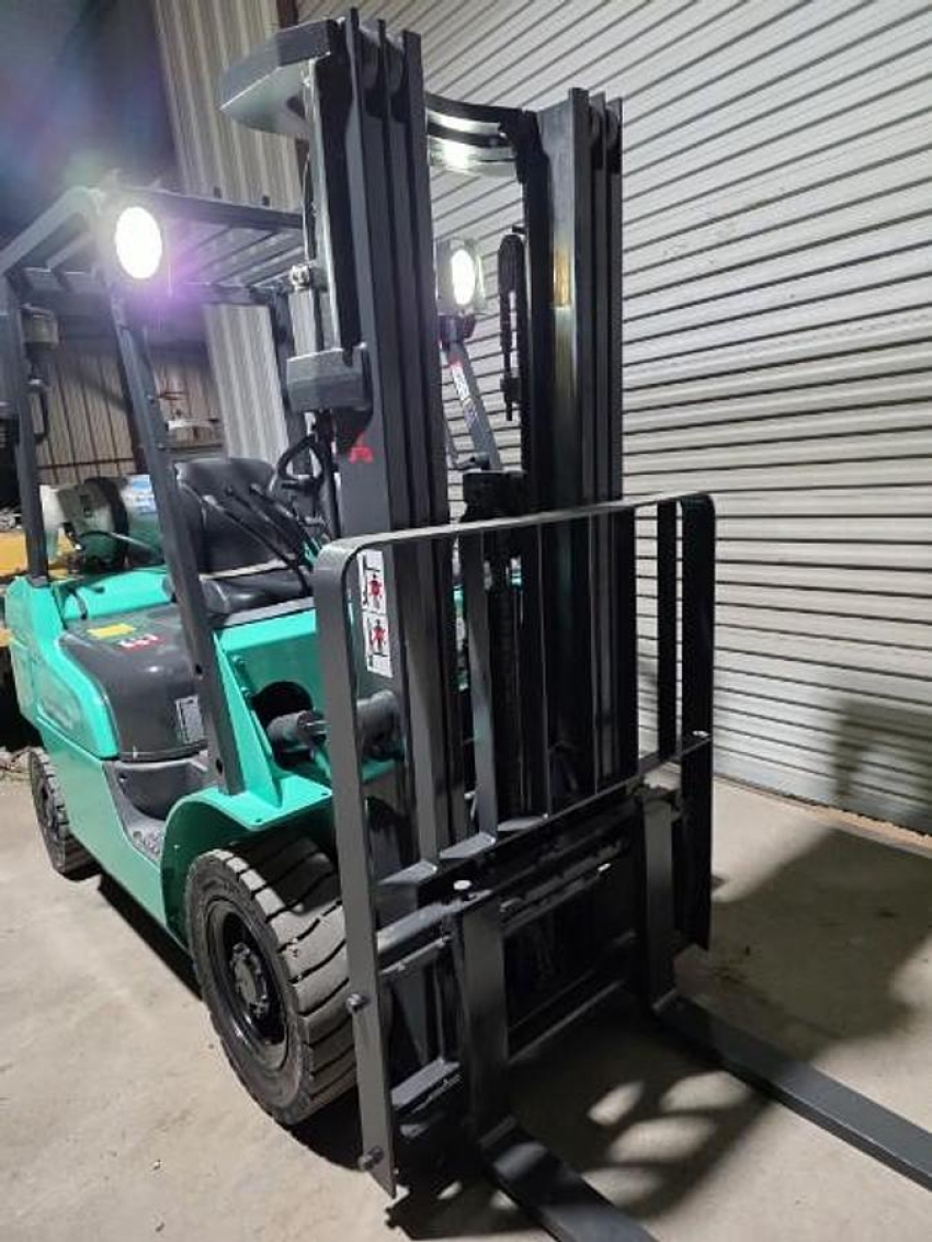 2017 Mitsubishi FG25N - 123Forklift