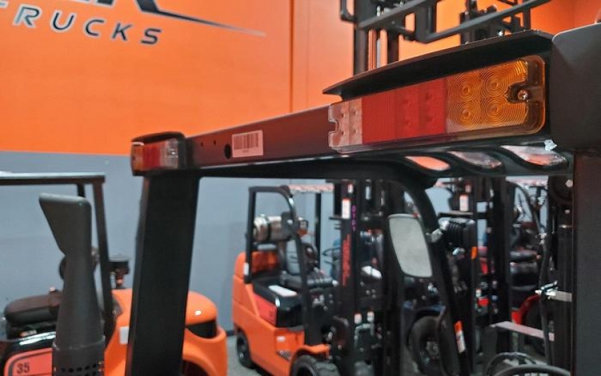 2026 Viper FD35 - 123Forklift
