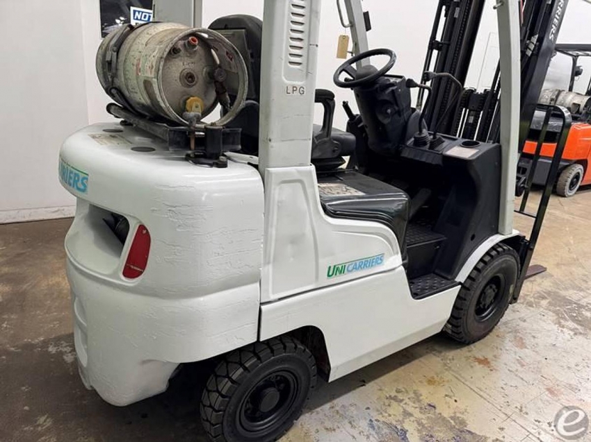 2016 Unicarriers PFS40 - 123Forklift