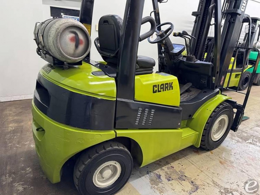 2014 Clark C25L - 123Forklift