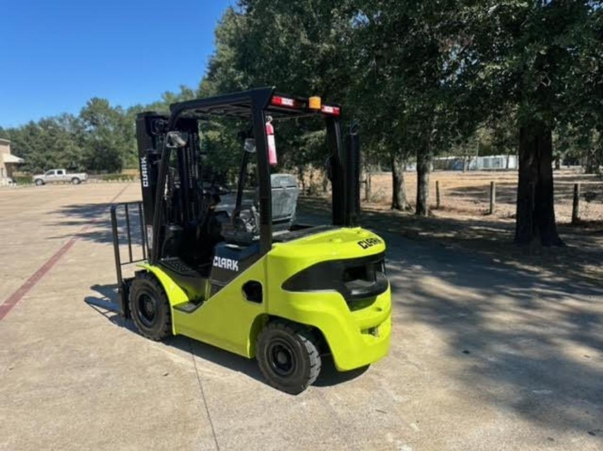 RECONDITIONED: 2021 Clark S25D W/ WARRANTY - 123Forklift