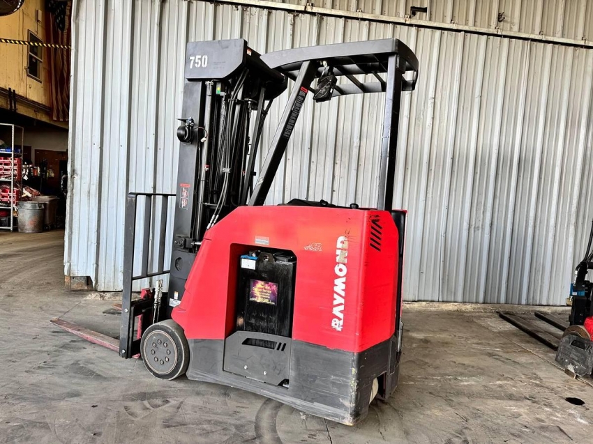 2017 Raymond 425-C35QM - 123Forklift