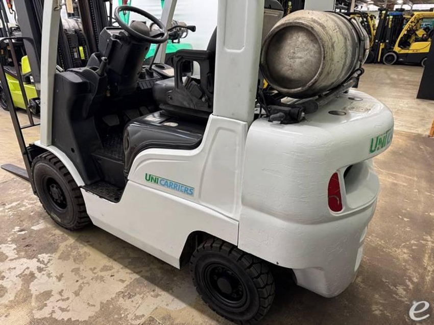 2016 Unicarriers PFS40 - 123Forklift