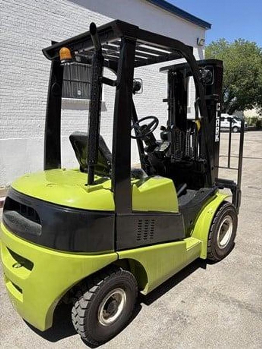 2016 Clark C25L - 123Forklift