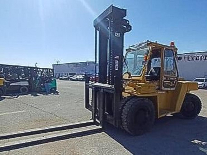 1995 CAT DP90 - 123Forklift