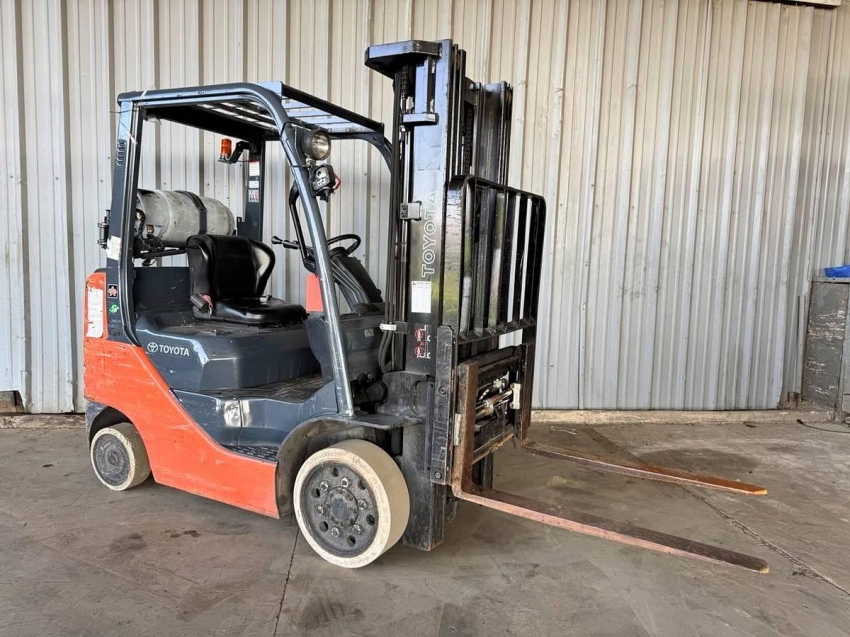 2012 Toyota 8FGCU25