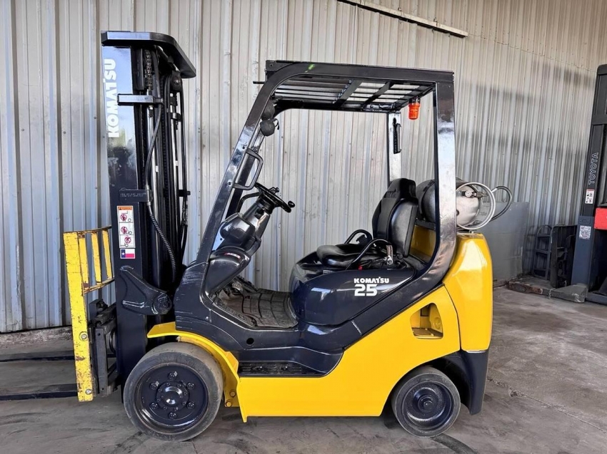 2012 Komatsu FG25ST-16 - 123Forklift