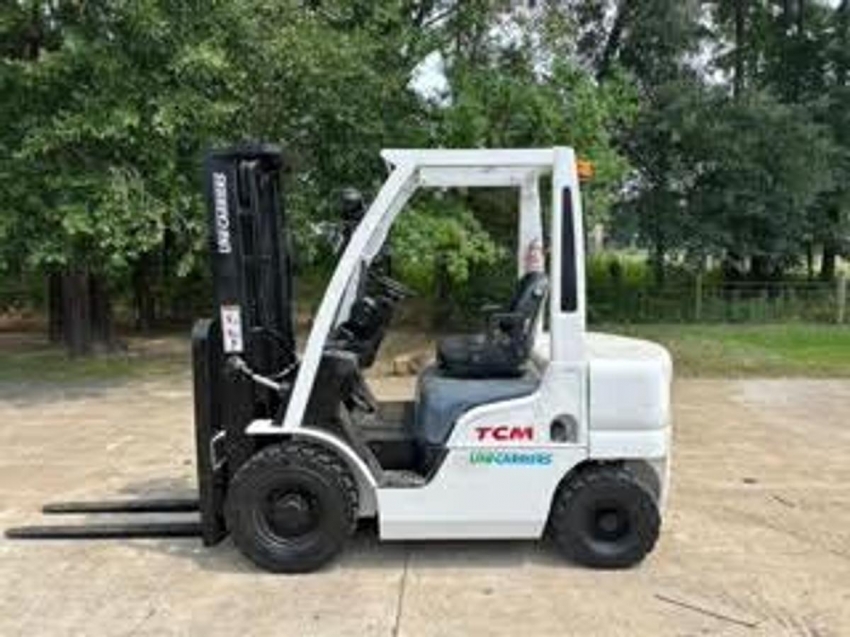2014 Unicarriers FHD25 - 123Forklift