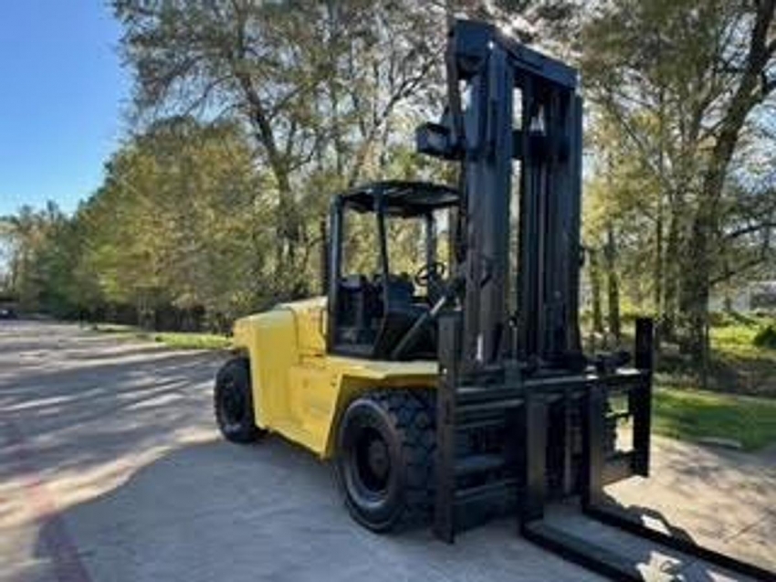 RECONDITIONED: 2012 Hyster H300HD