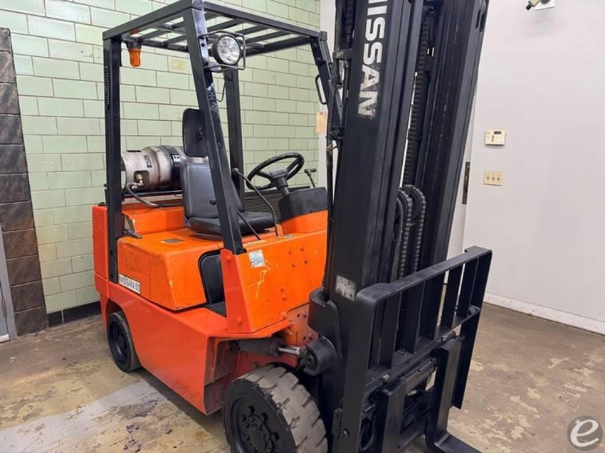2003 NISSAN C5000