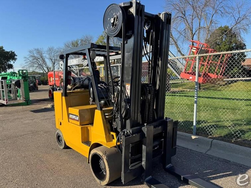 WOW! 2007 CAT GC55K - 12K LBS.