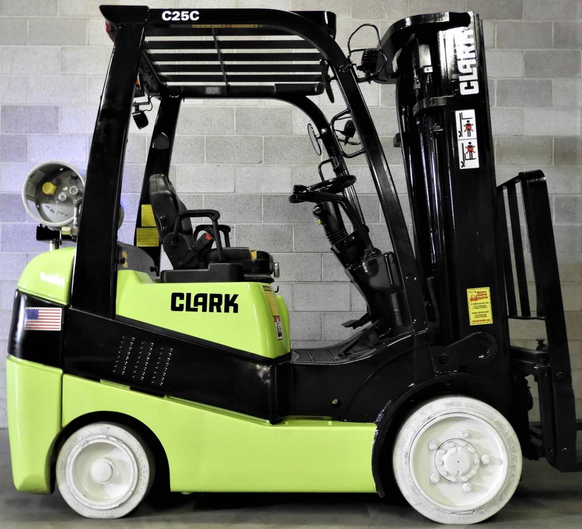2739 AWESOME 2012 CLARK C25CL 5K CU...