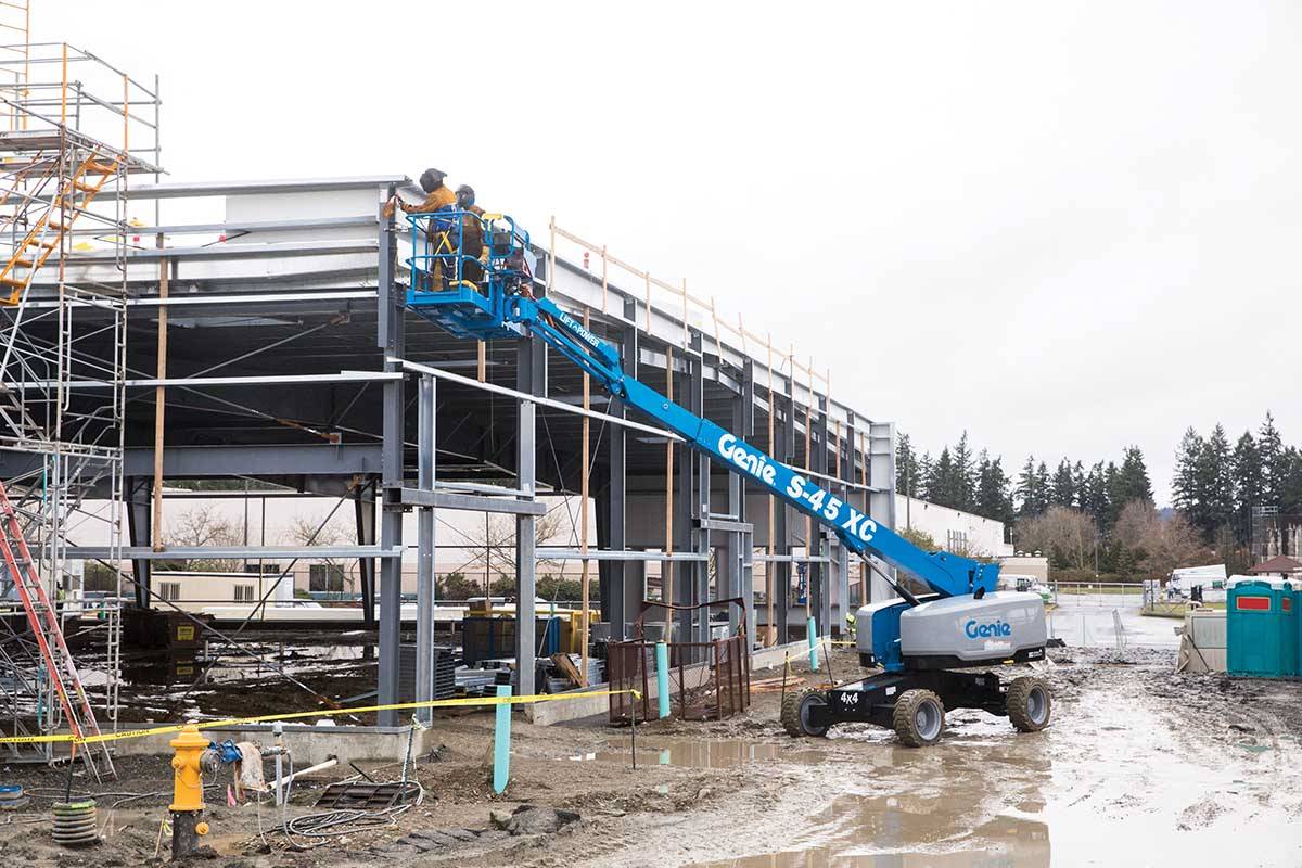 NEW GENIE S-45 XC TELESCOPIC BOOM L...