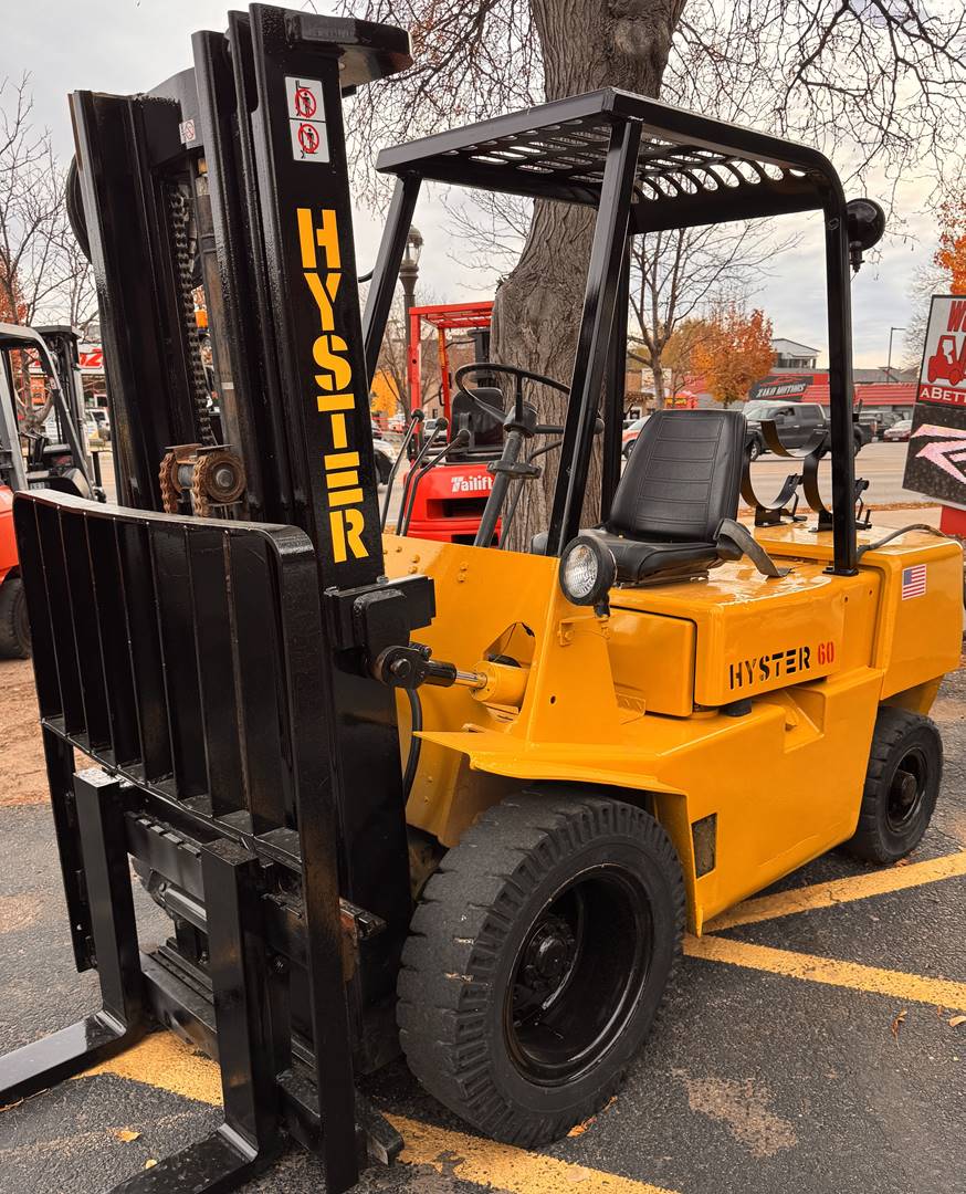 2821 NICE HYSTER H60XL 6K PNEUMATIC...