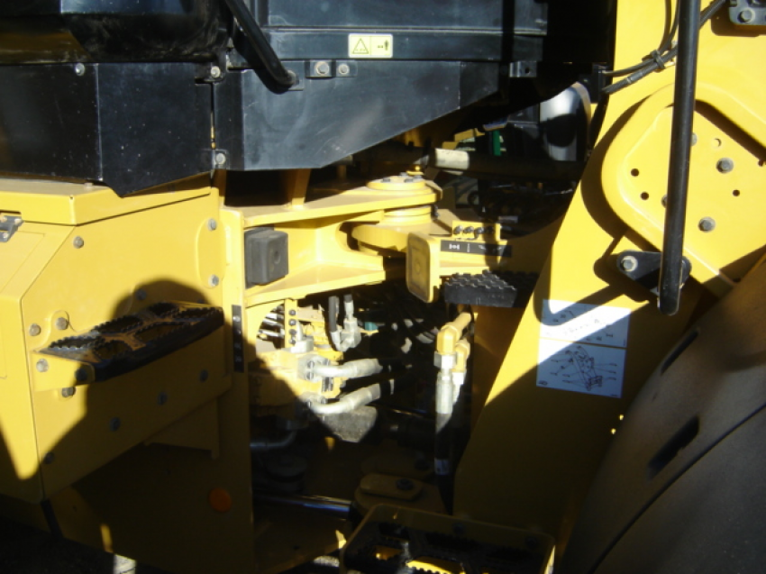 2019 Cat 938M