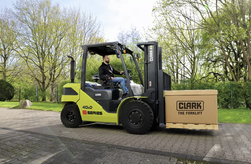 New In-Stock CLARK S40D 8,000 lbs C...