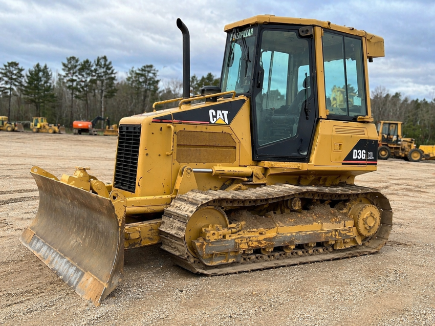 2005 CAT D3G XL 