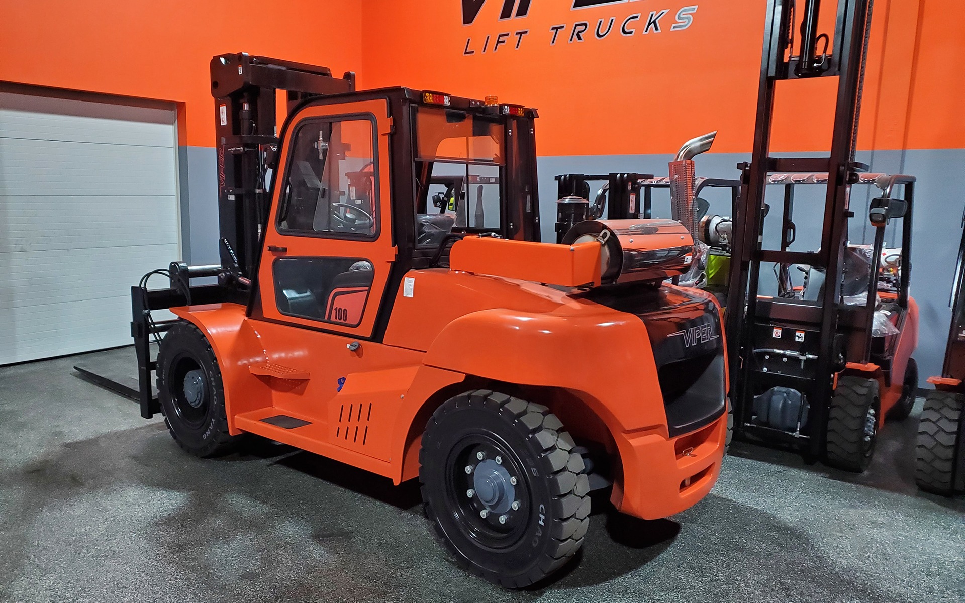 2024 VIPER FD100 - 123Forklift