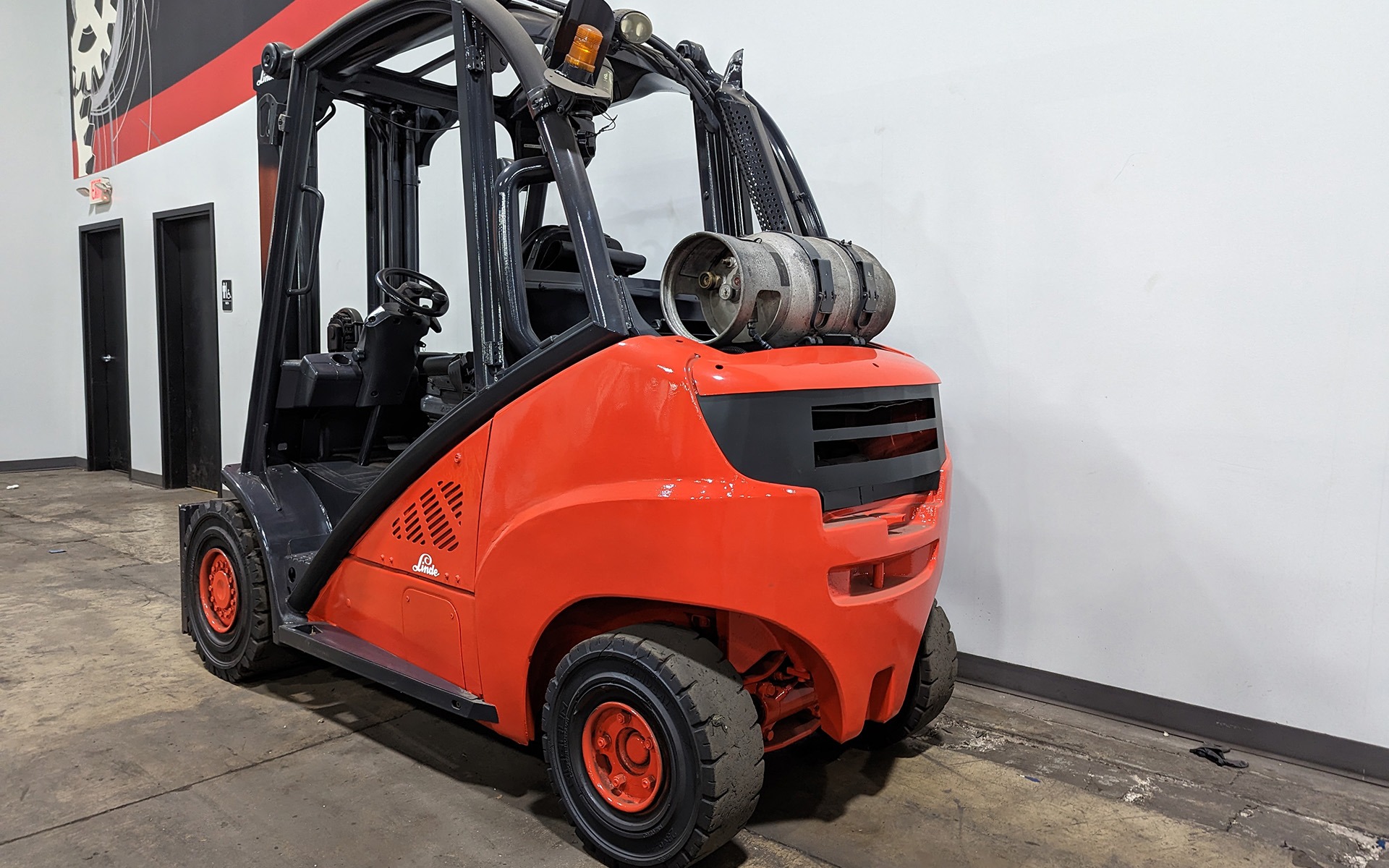 2014 LINDE H35T - 123Forklift