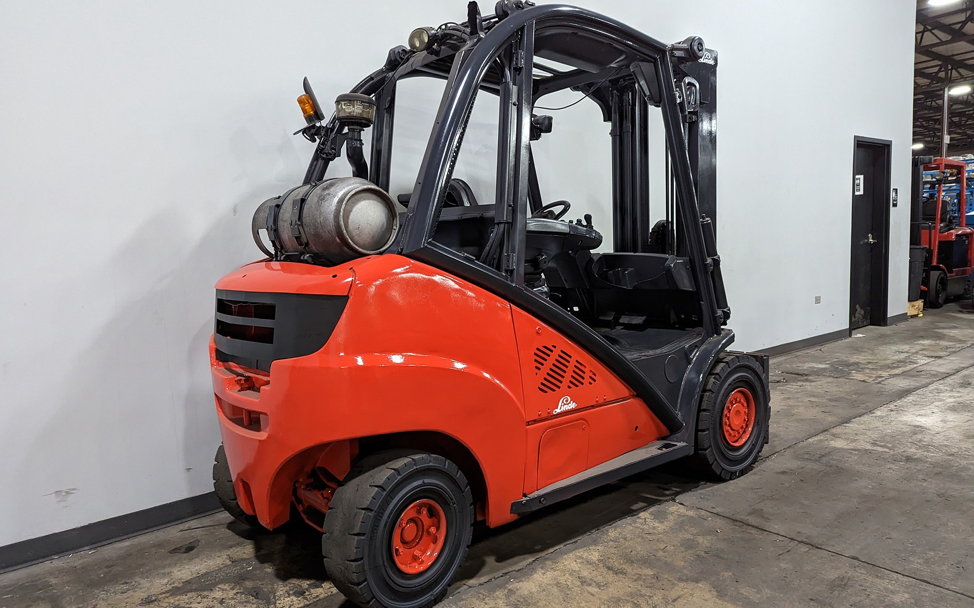 2014 LINDE H35T - 123Forklift