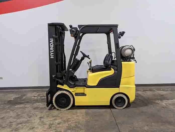 2017 HYUNDAI 25LC-7A