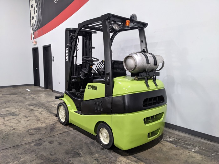 2015 CLARK C30C - 123Forklift