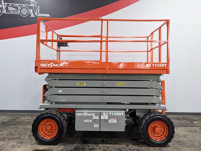 2012 SKYJACK SJ7135RT