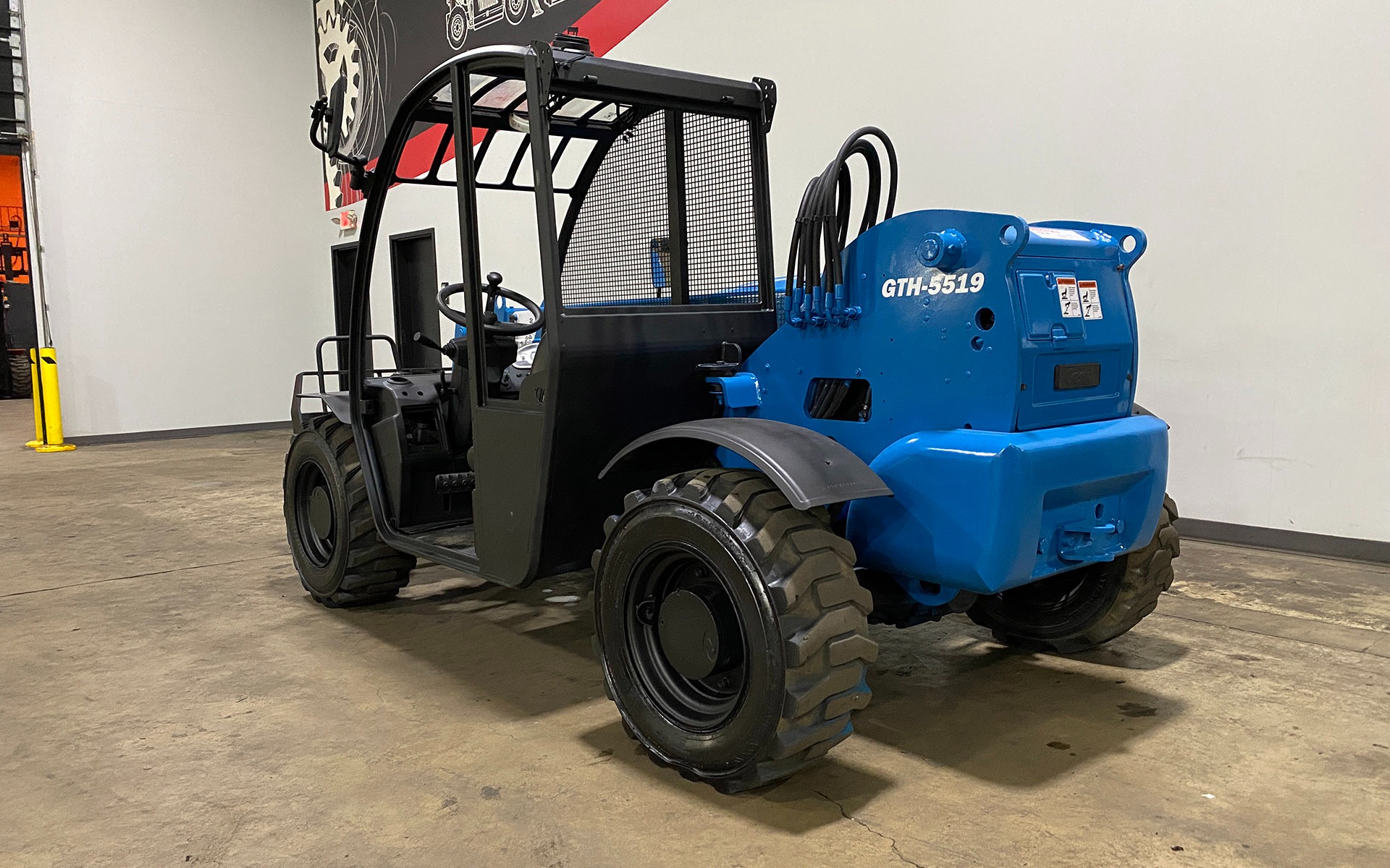 2014 GENIE GTH5519 - 123Forklift