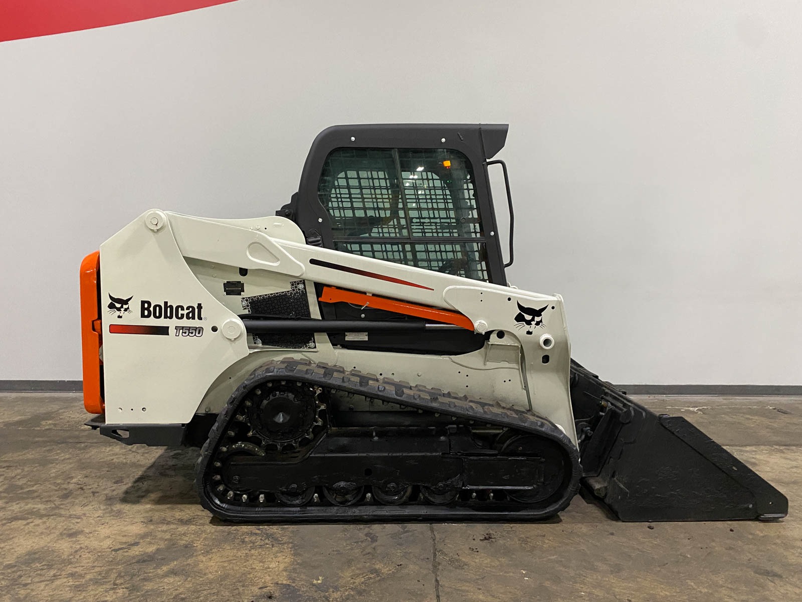 2017 BOBCAT T550 TRACKS - 123Forklift