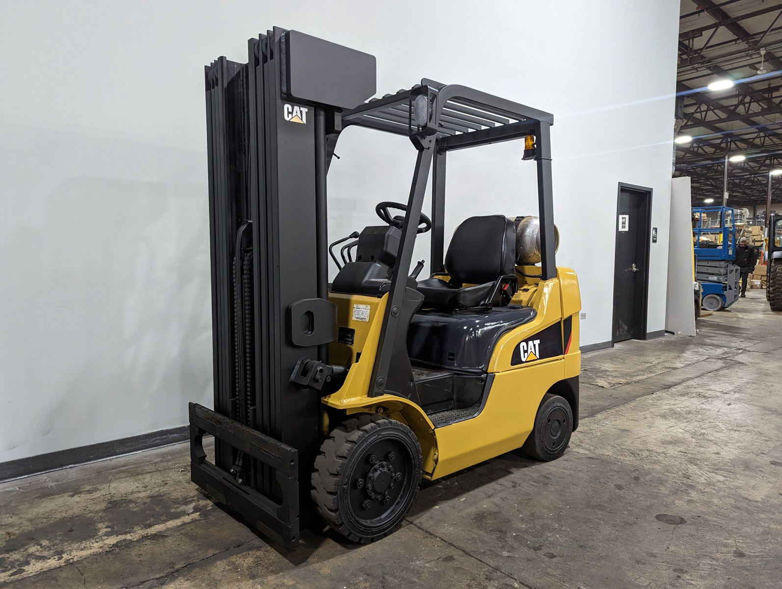 2010 CATERPILLAR C5000 - 123Forklift