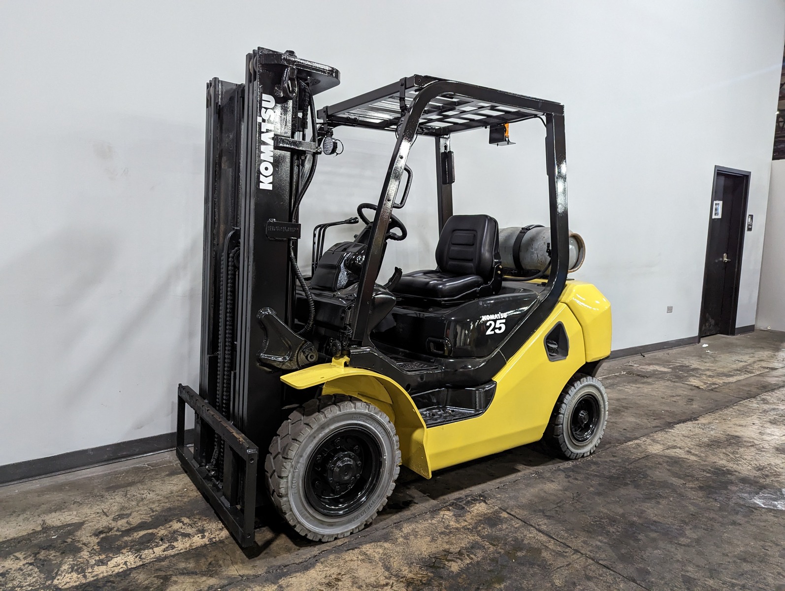 2013 KOMATSU FG25T-16 - 123Forklift