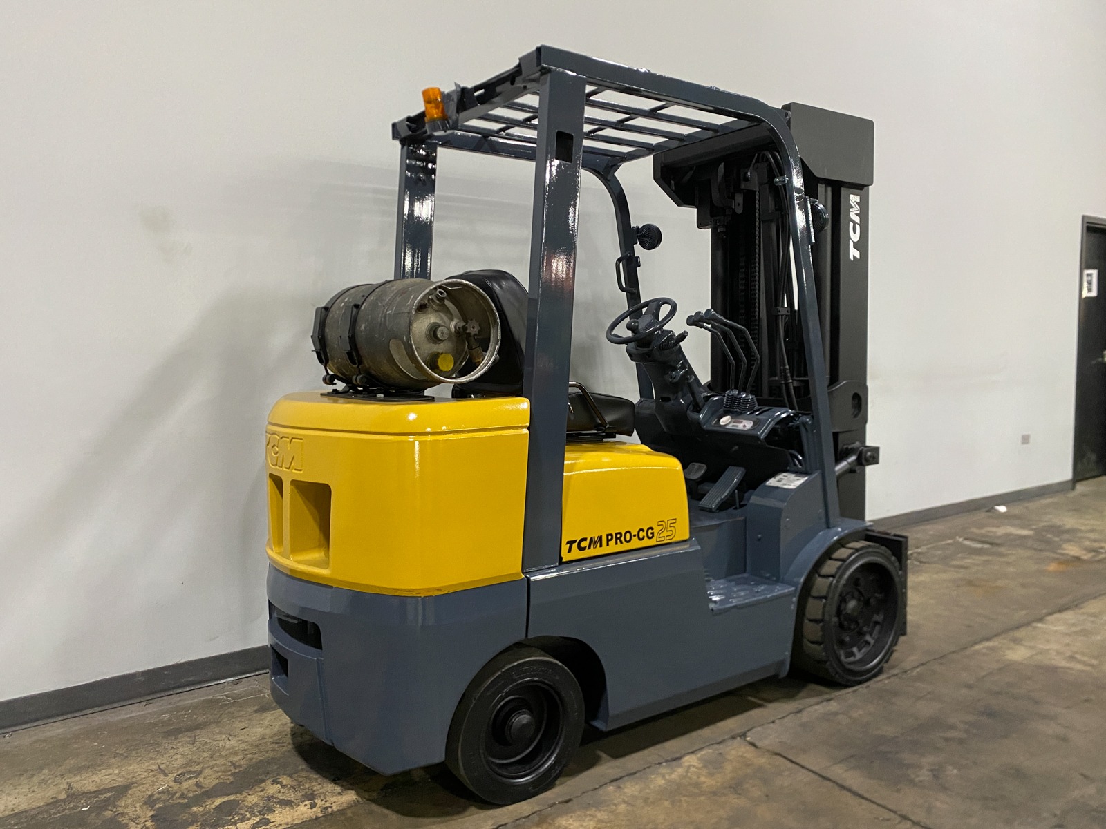2012 TCM FCG25 - 123Forklift