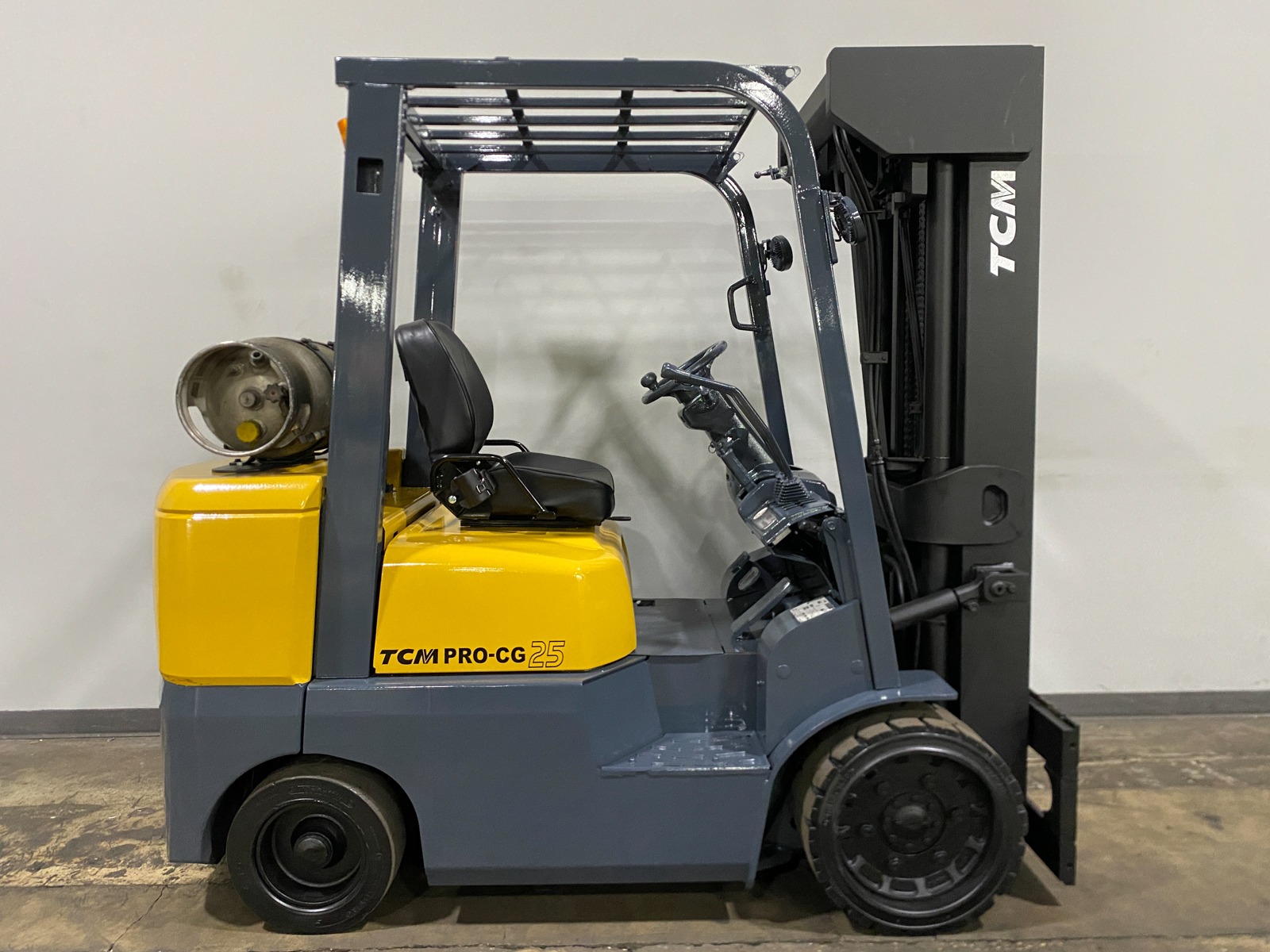 2012 TCM FCG25 - 123Forklift