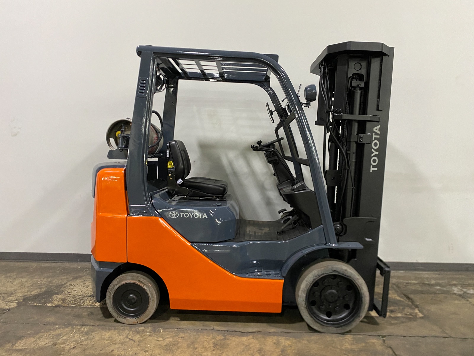 2014 TOYOTA 8FGCU25 - 123Forklift