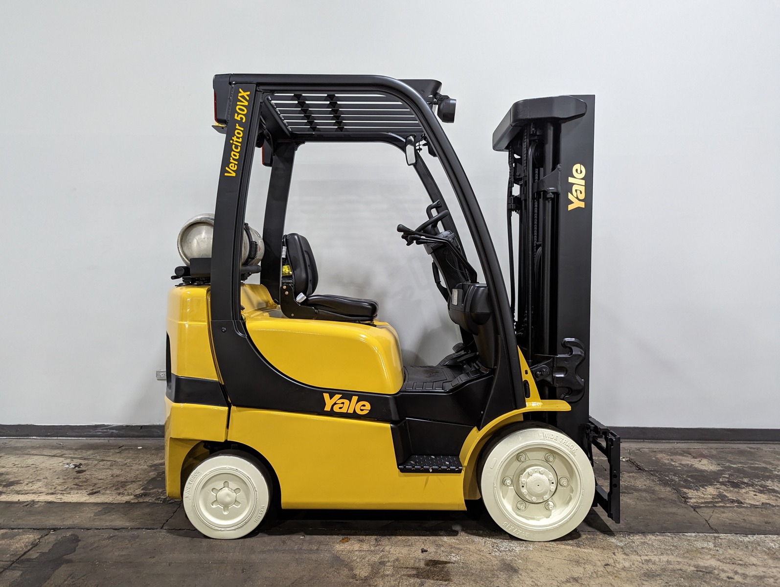 2015 YALE GLC050VX - 123Forklift
