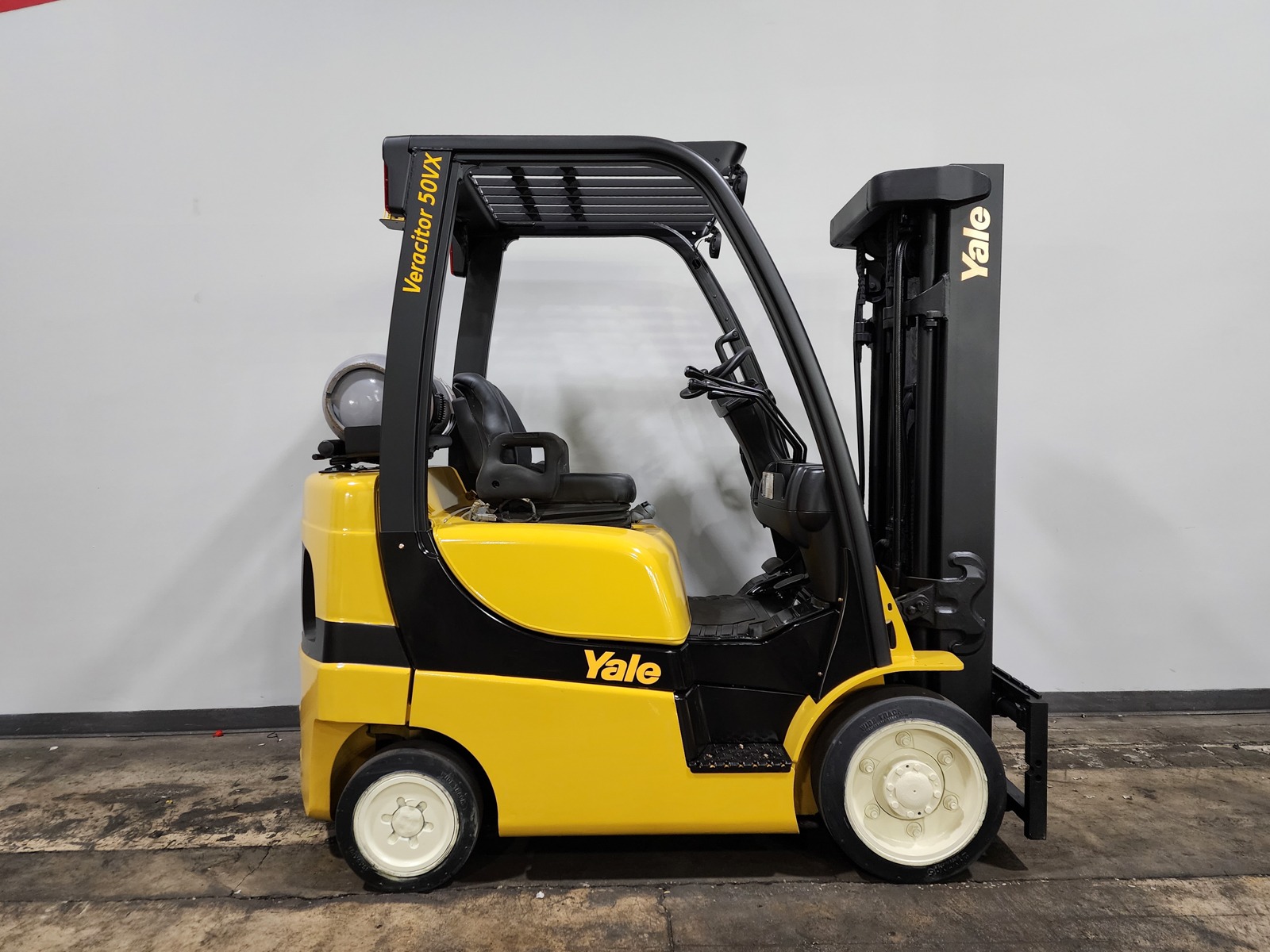 2017 YALE GLC050VX - 123Forklift