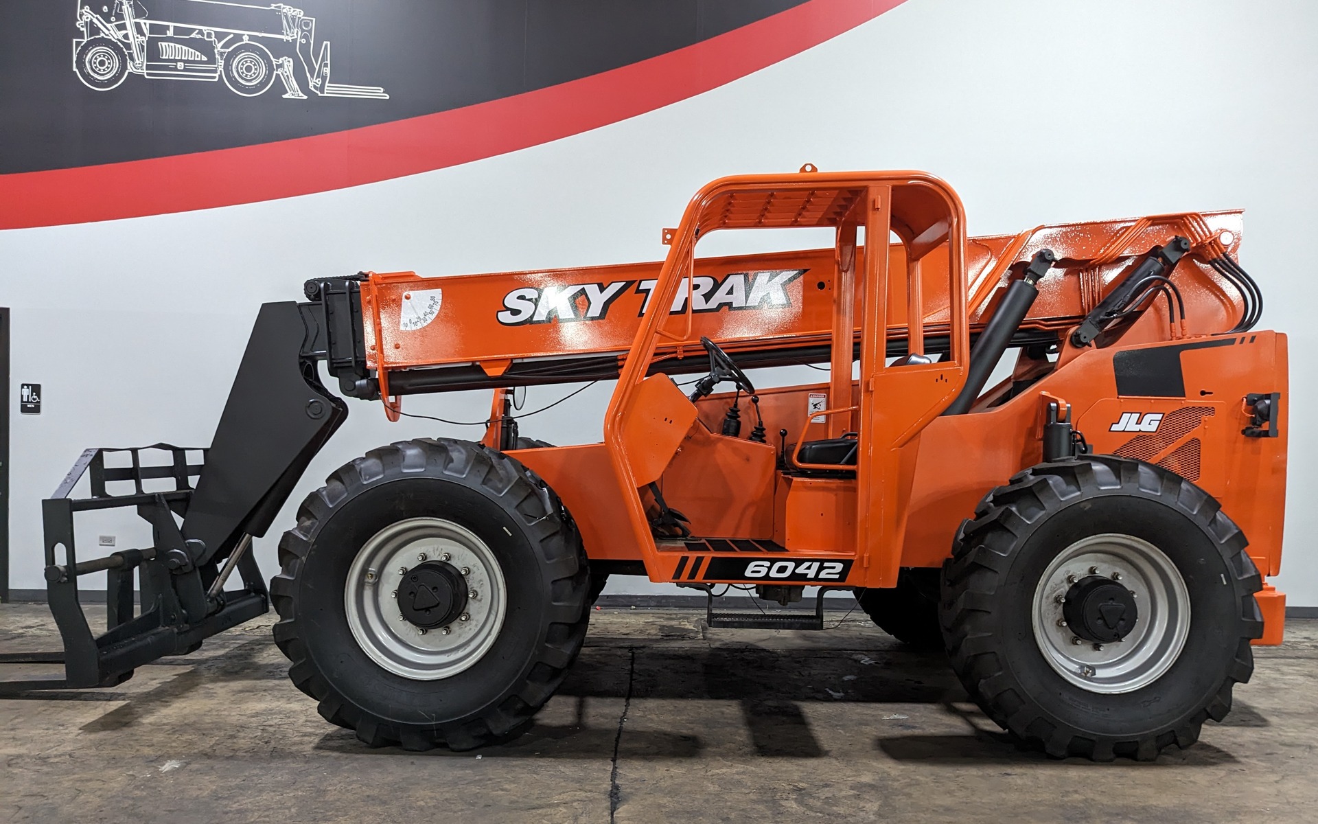 2014 SKYTRAK 6042