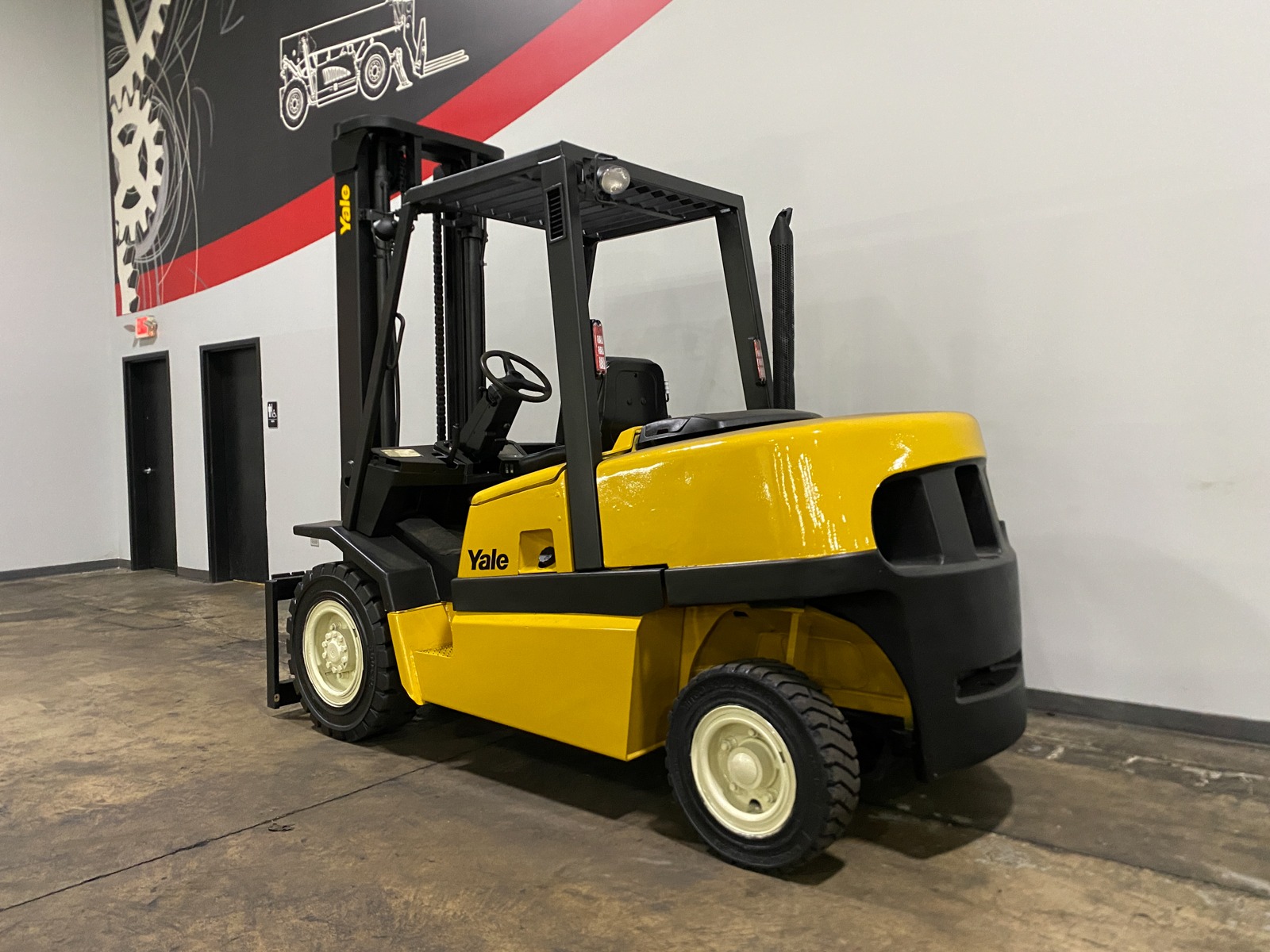 2014 YALE GDP100 - 123Forklift