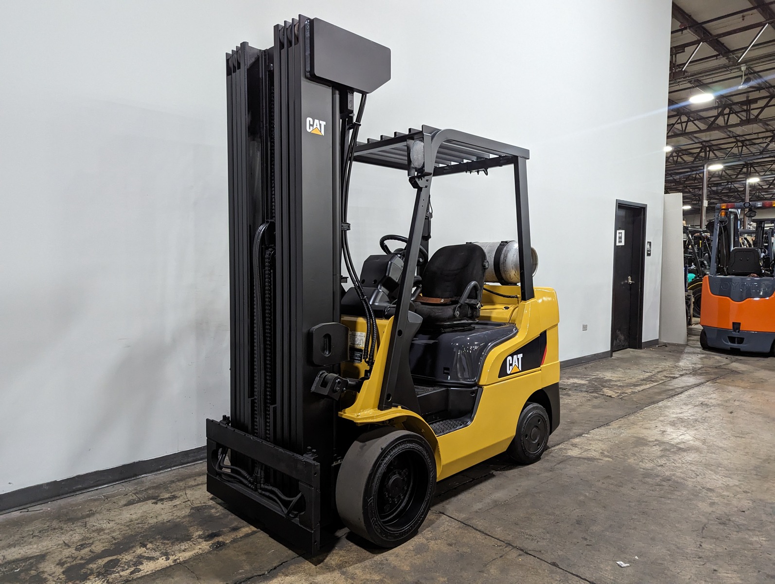 2017 CATERPILLAR 2c6000 - 123Forklift