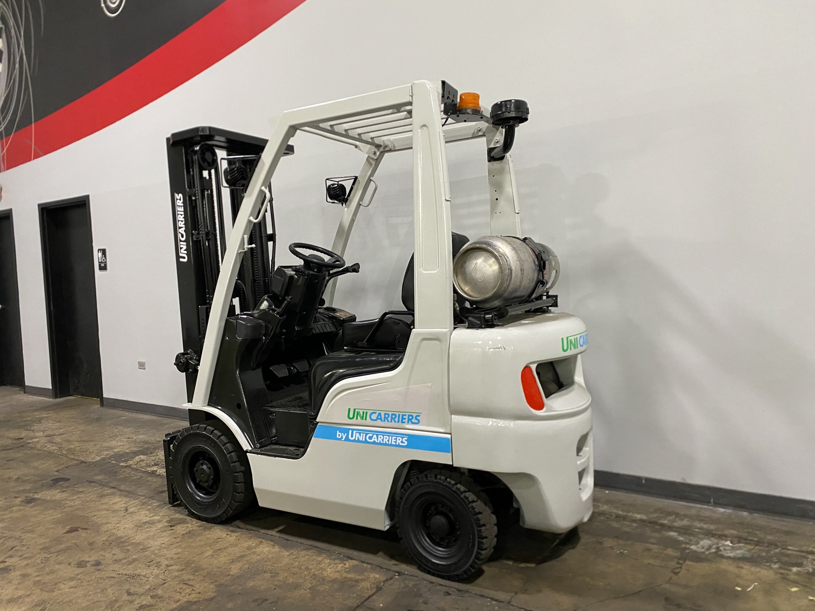 2017 UNICARRIER MP1F1A18LV - 123Forklift