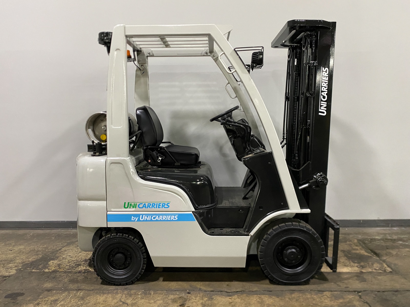 2017 UNICARRIER MP1F1A18LV - 123Forklift