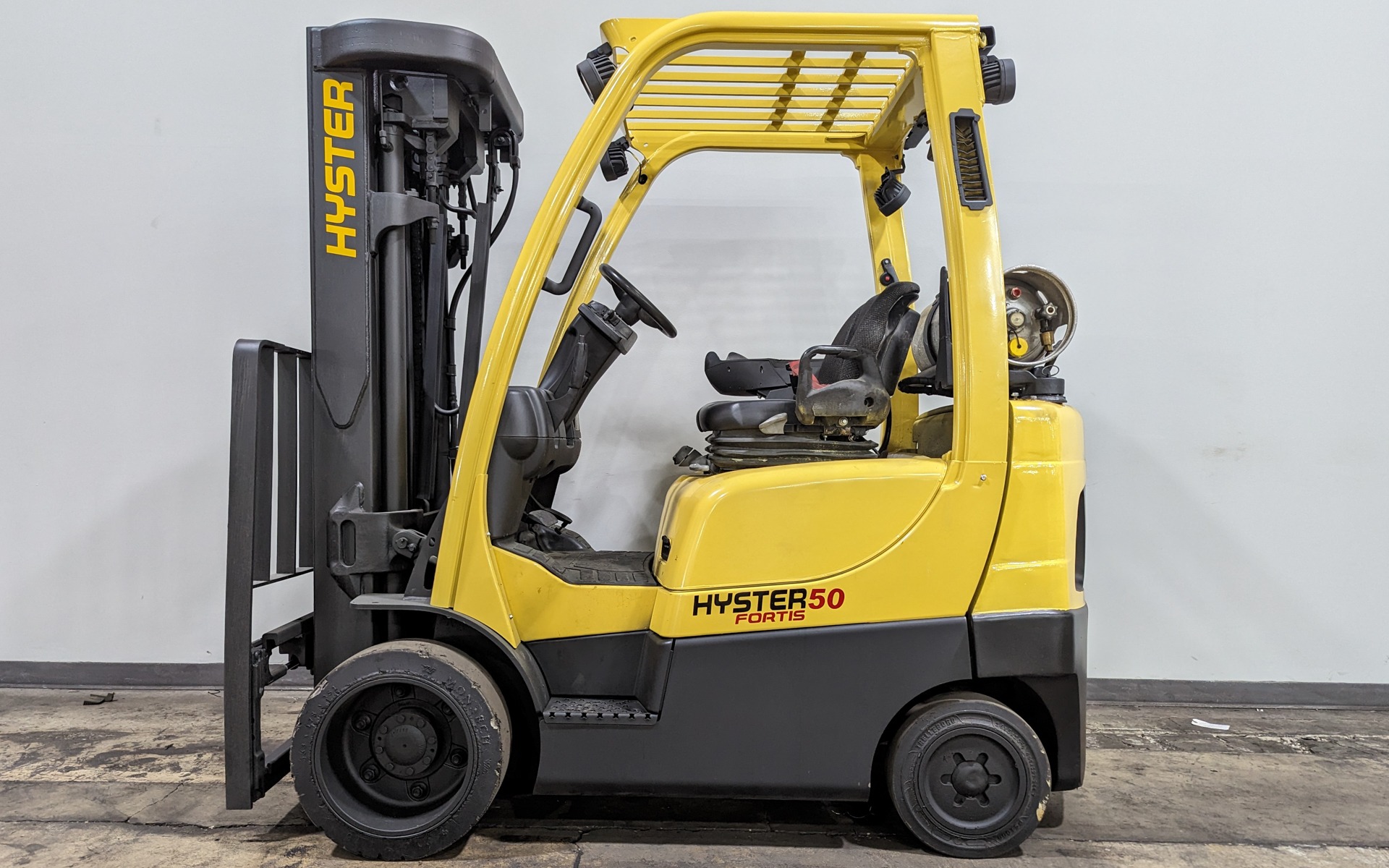 2012 HYSTER S50FT