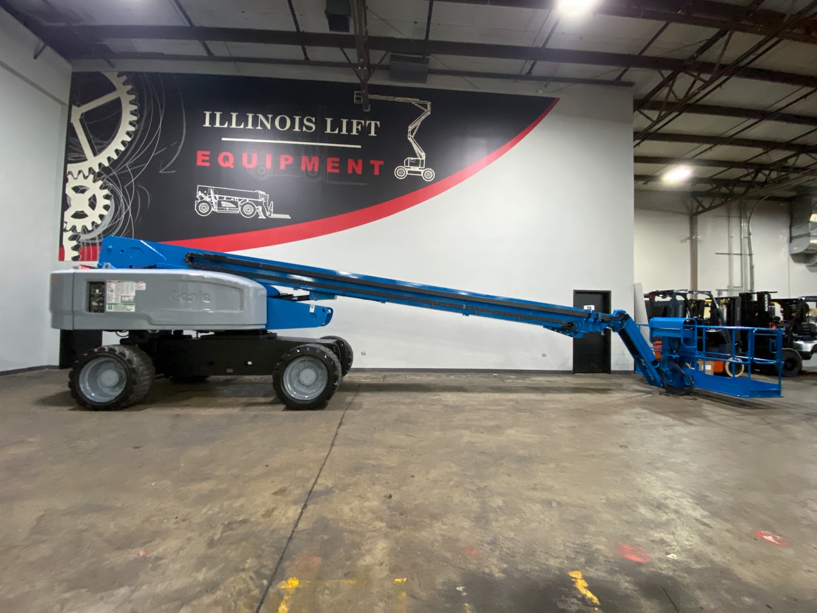 2013 GENIE S85 - 123Forklift