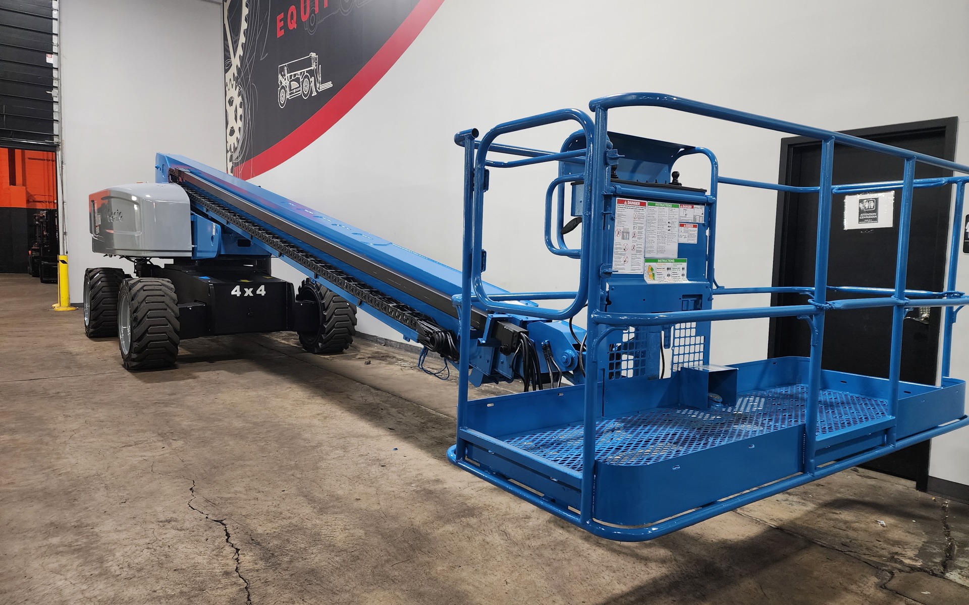 2012 GENIE S80X - 123Forklift