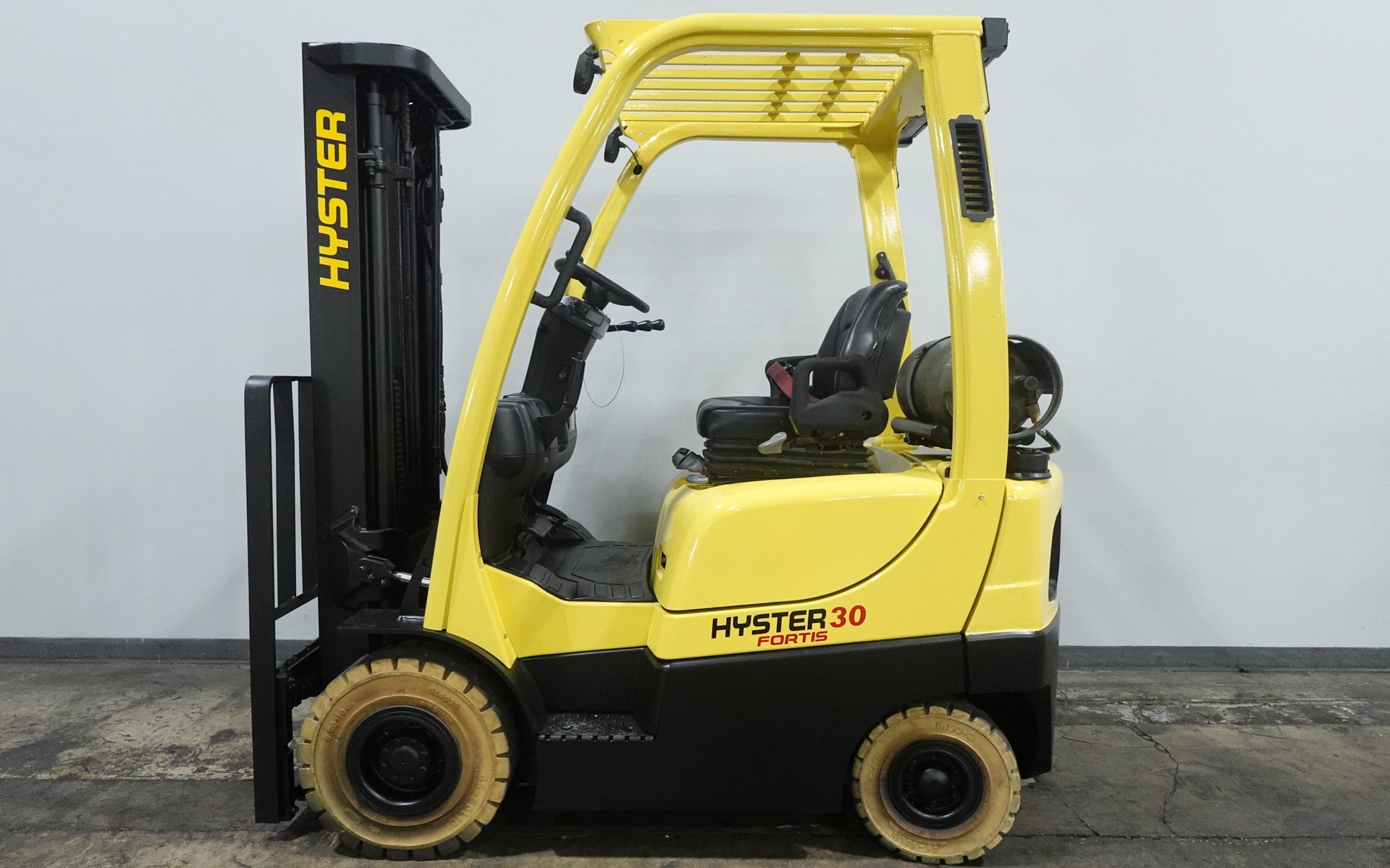 2017 HYSTER H30FT