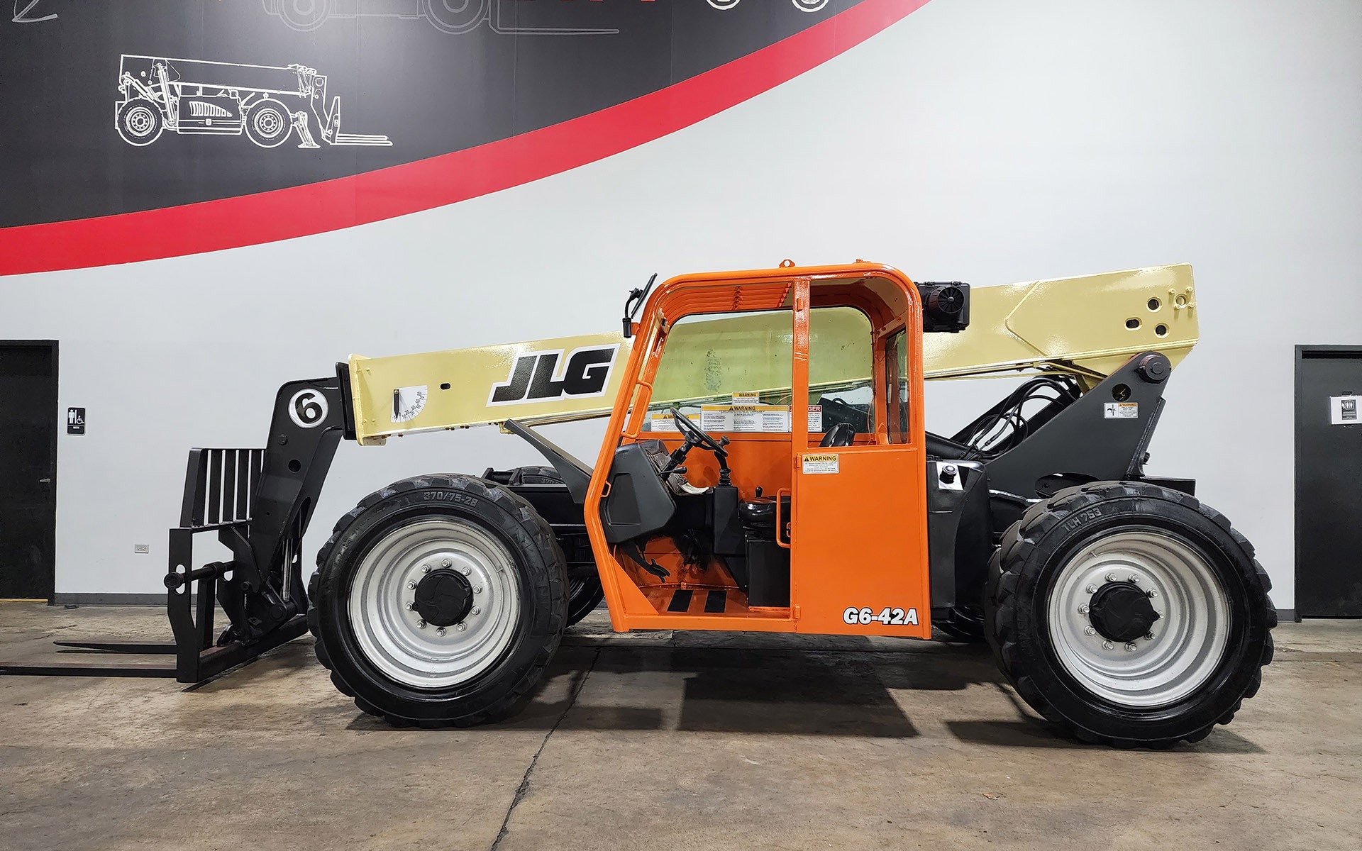 2013 JLG G6-42A
