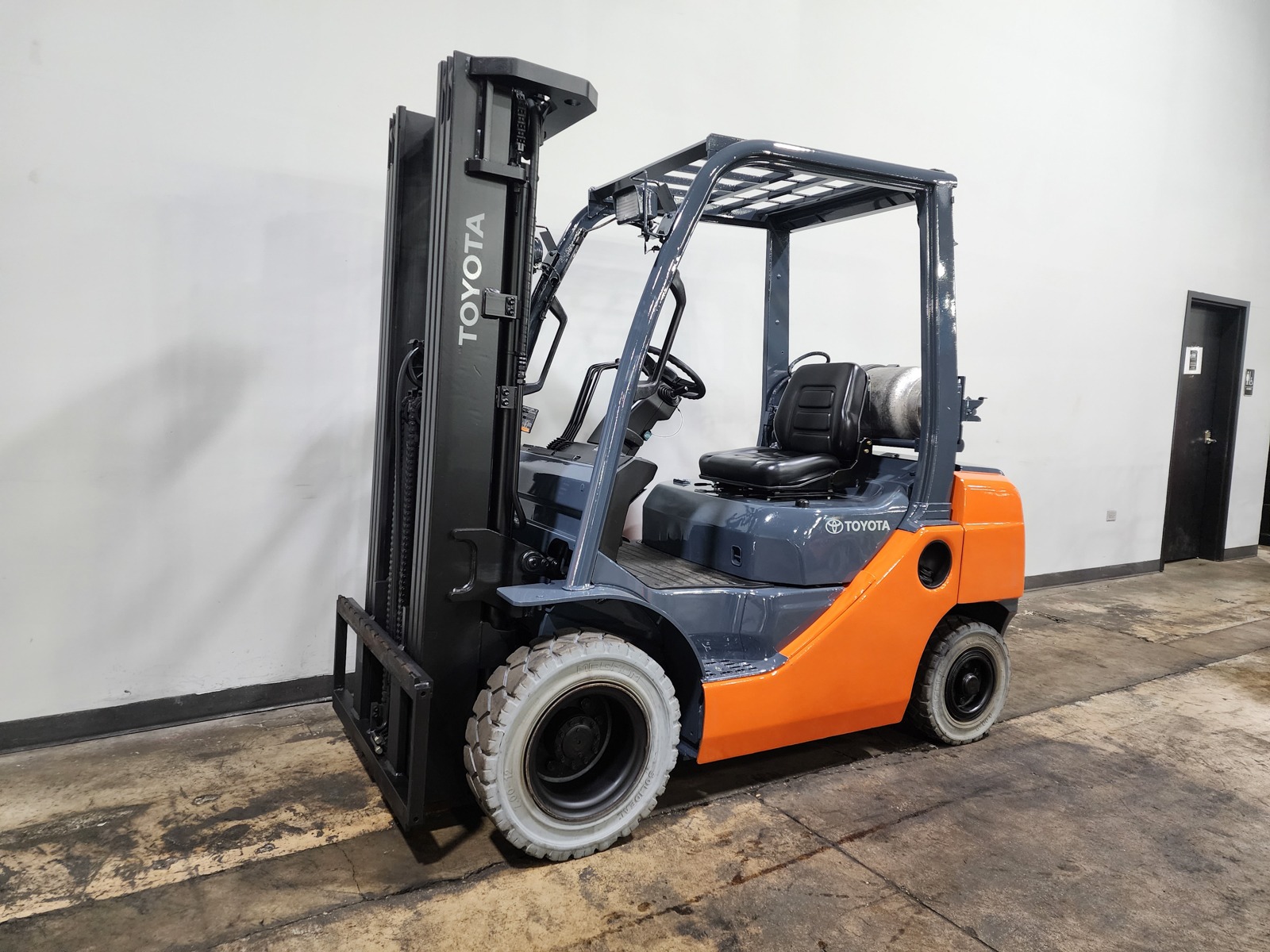 2018 TOYOTA 8FGU25 - 123Forklift