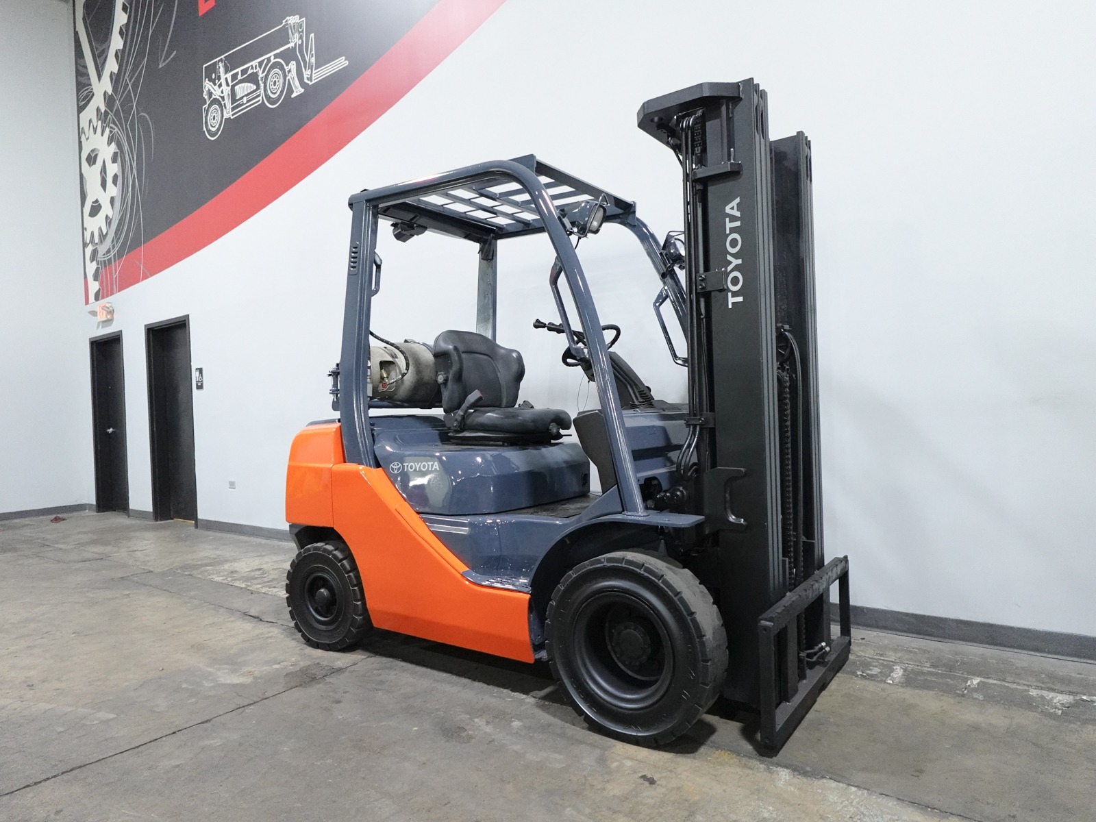 2015 TOYOTA 8FGU25 - 123Forklift